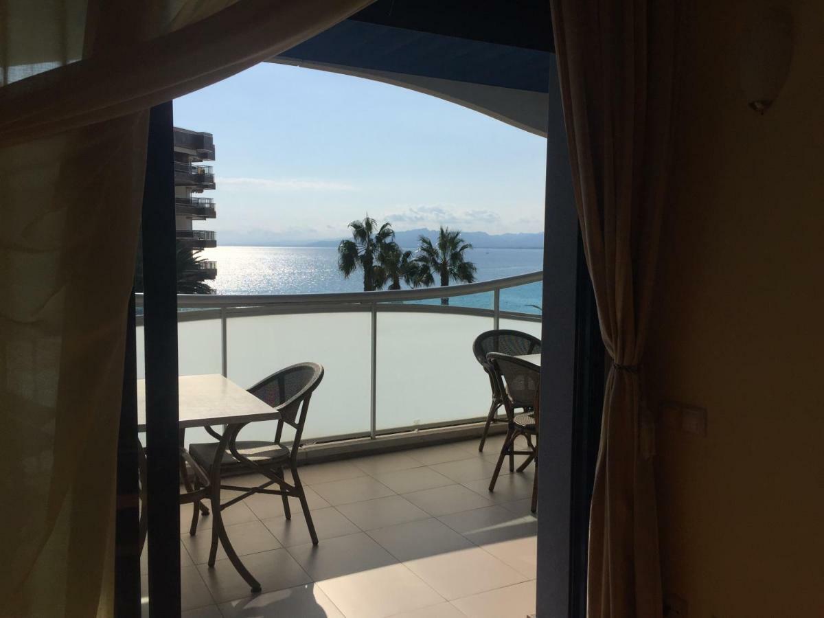 Apartamento En Playa Capellans Salou Buitenkant foto